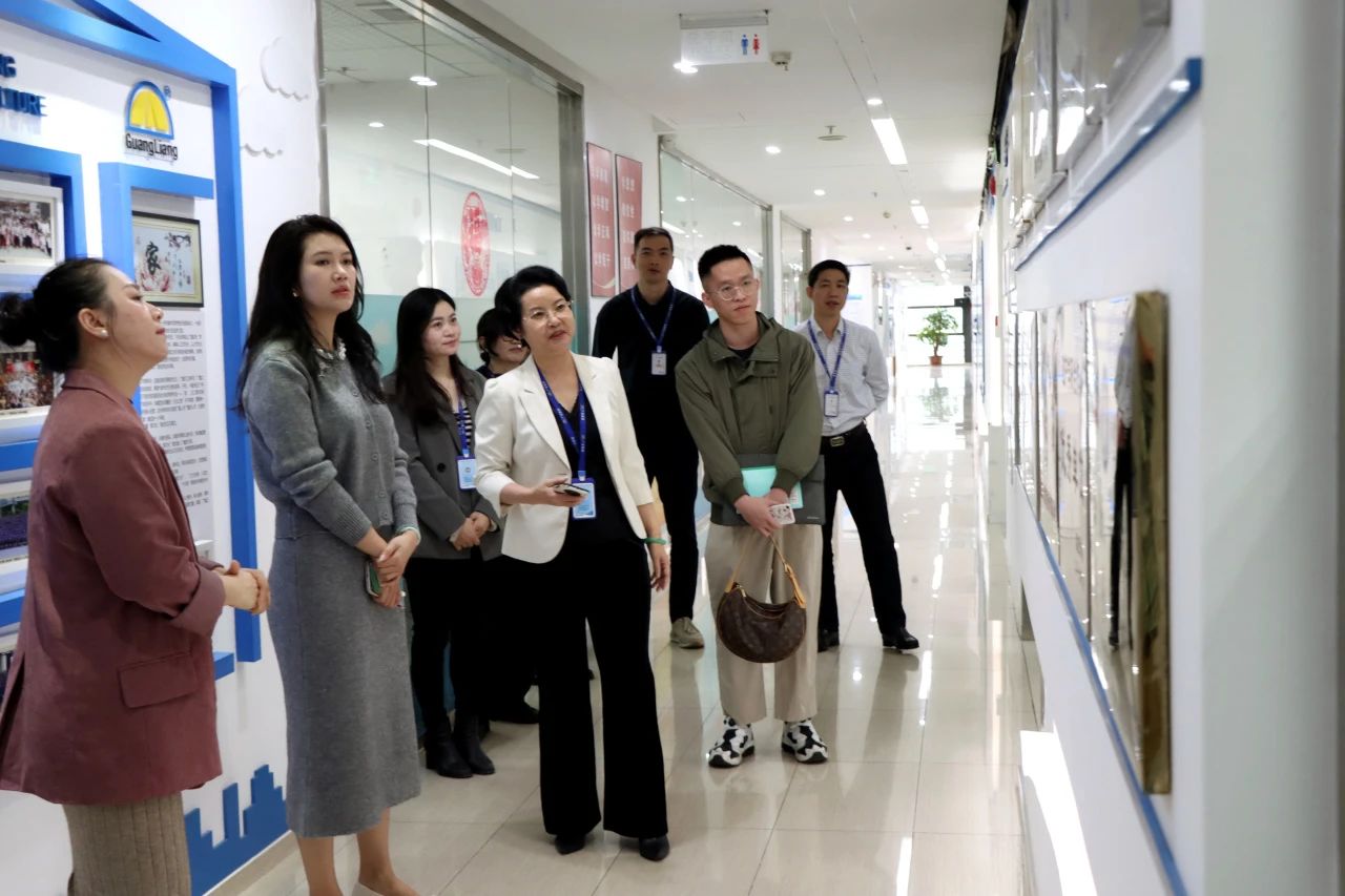 东莞市城市更新协会领导一行莅临ladbrokes立博集团参观交流