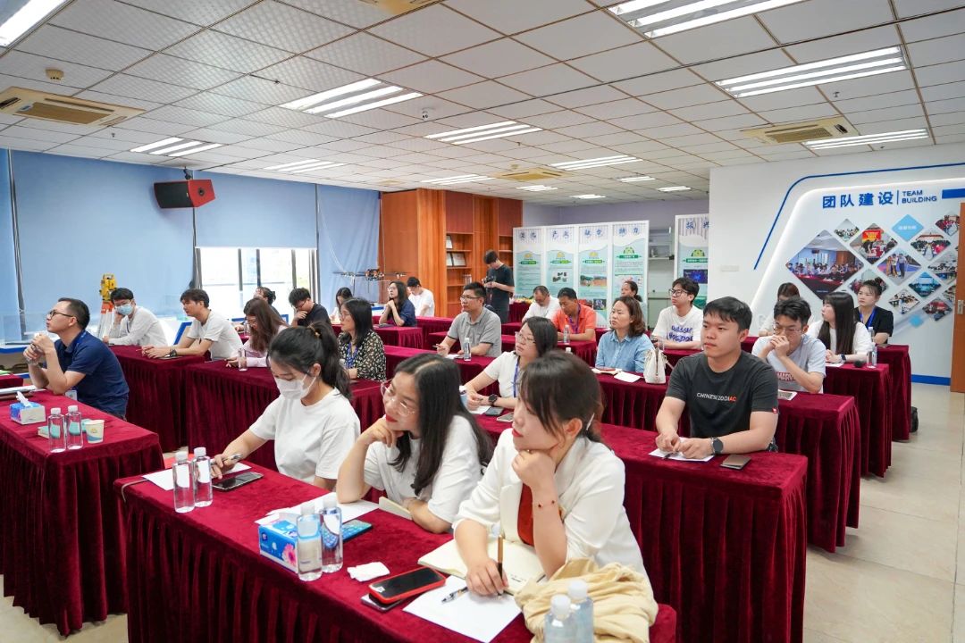 ladbrokes立博集团引领AI风潮，，，，，，，，全员学习共创发展